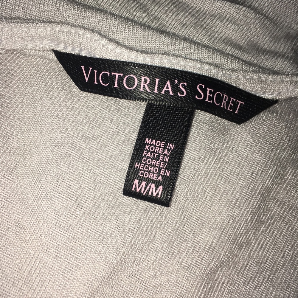 Victoria secret grey top size medium super cute